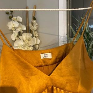 Little moon cropped mustard flowy cami